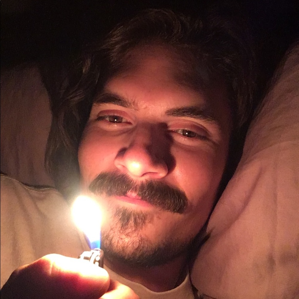 Meet your Posher, Cosmo